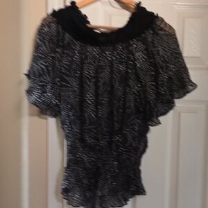 Zara Black and White Ruffled Blouse